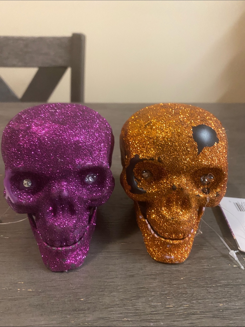 Glitter Skull Flashing Multicolor Eyes